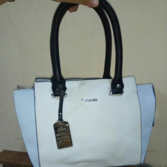 tas authentic