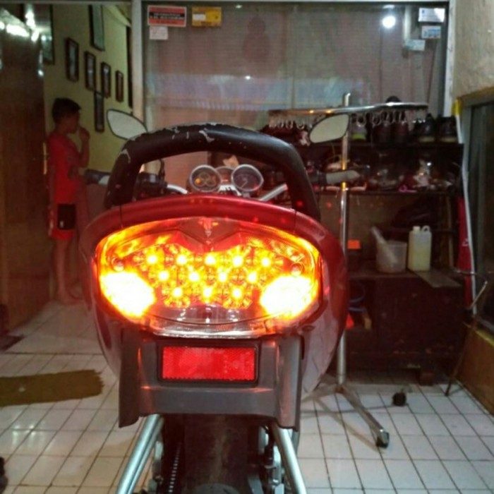 Lampu stop vixion old 3 in 1