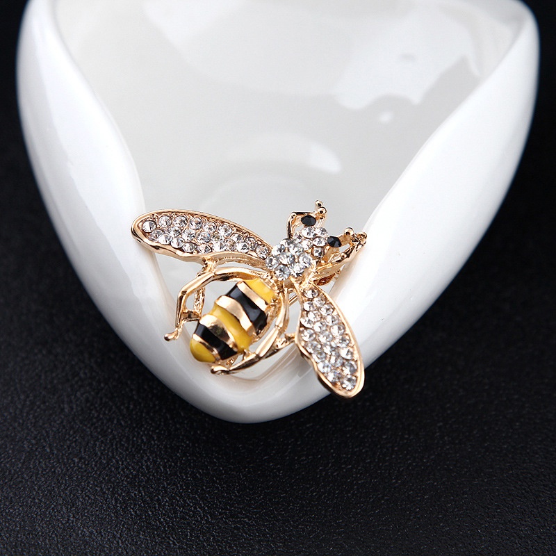 Bros Pin Enamel Desain Serangga Lebah Bumblebee Hias Kristal Untuk Wanita