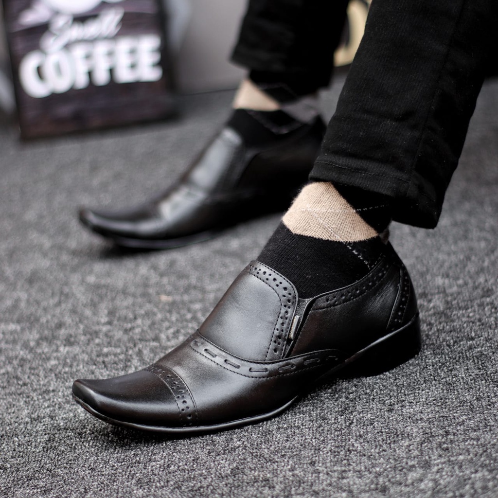 Sepatu Pantofel Kerja Kantor Kulit Asli Formal Hitam Pria Abrhm Opex