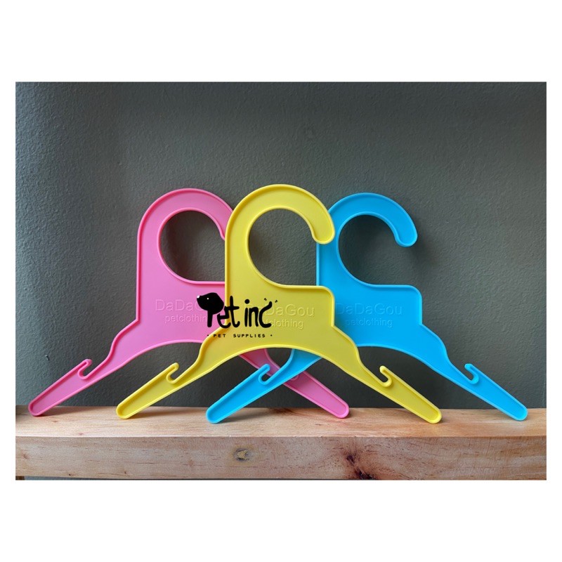 COLOR POP PET HANGER