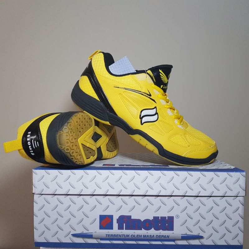 SEPATU OLAHRAGA PRIAWANITA BADMINTON TENIS VOLI NEW FINOTTI SMASH ORIGINAL OUTSOLE KARET