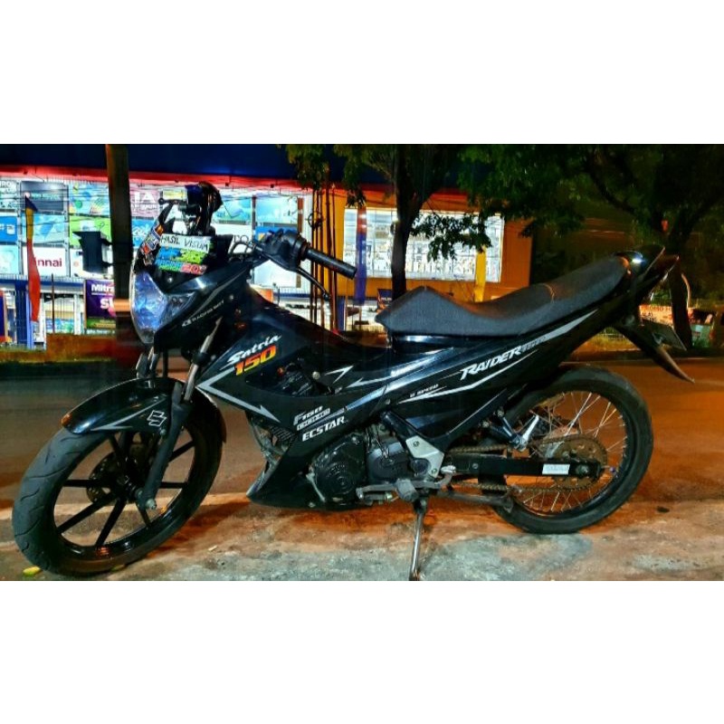 Striping lis sticker Vareasi Suzuki Satria Fu Facelif Striping Satria FL Raider 150