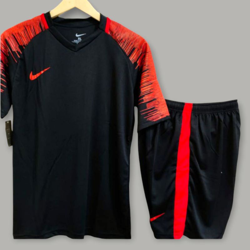 Nike : setelan baju olahraga sepak bola dan futsal voly tenis Remaja / Dewasa