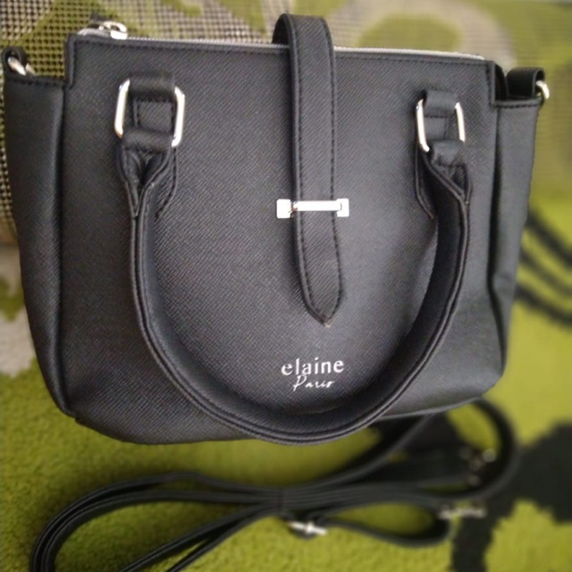 Sling Bag Elaine Paris Hitam