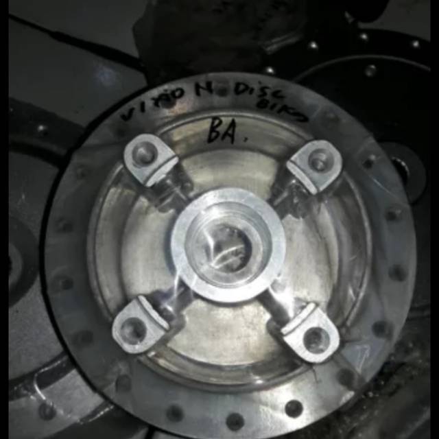 tromol belakang vixion new