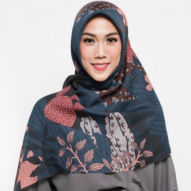 Kamiidea Agave scarf minister