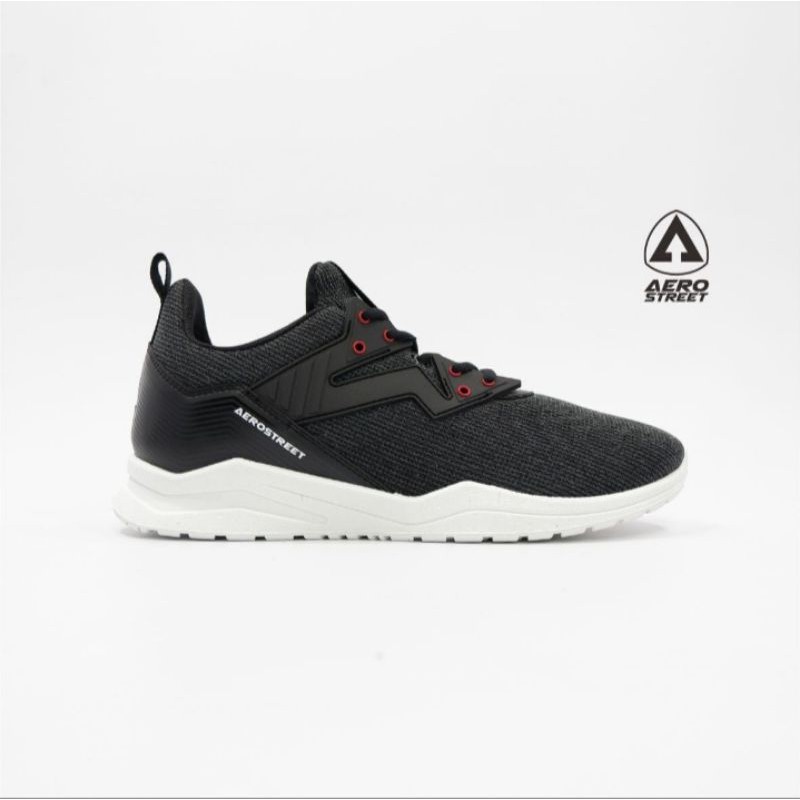 Sepatu Aero Alpha Hitam Putih