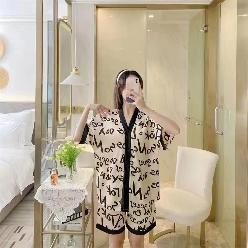 SETELAN BAJU TIDUR  SATIN PIYAMA IMPORT PRMIUM SILK WANITA SATIN CP PP LENGAN PENDEK CELANA PENDEK PREMIUM