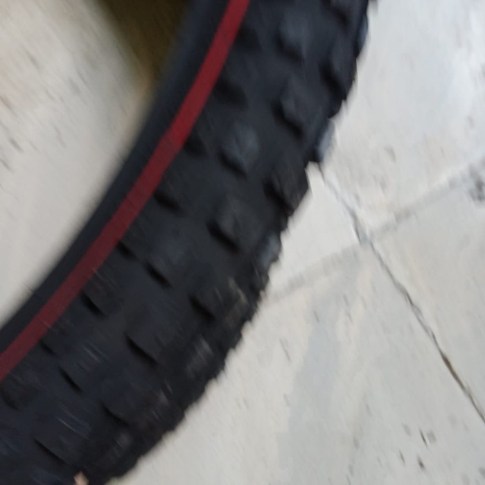 Ban luar sepeda 20 x 2.125 Deli Tire Red Strike- 2bh