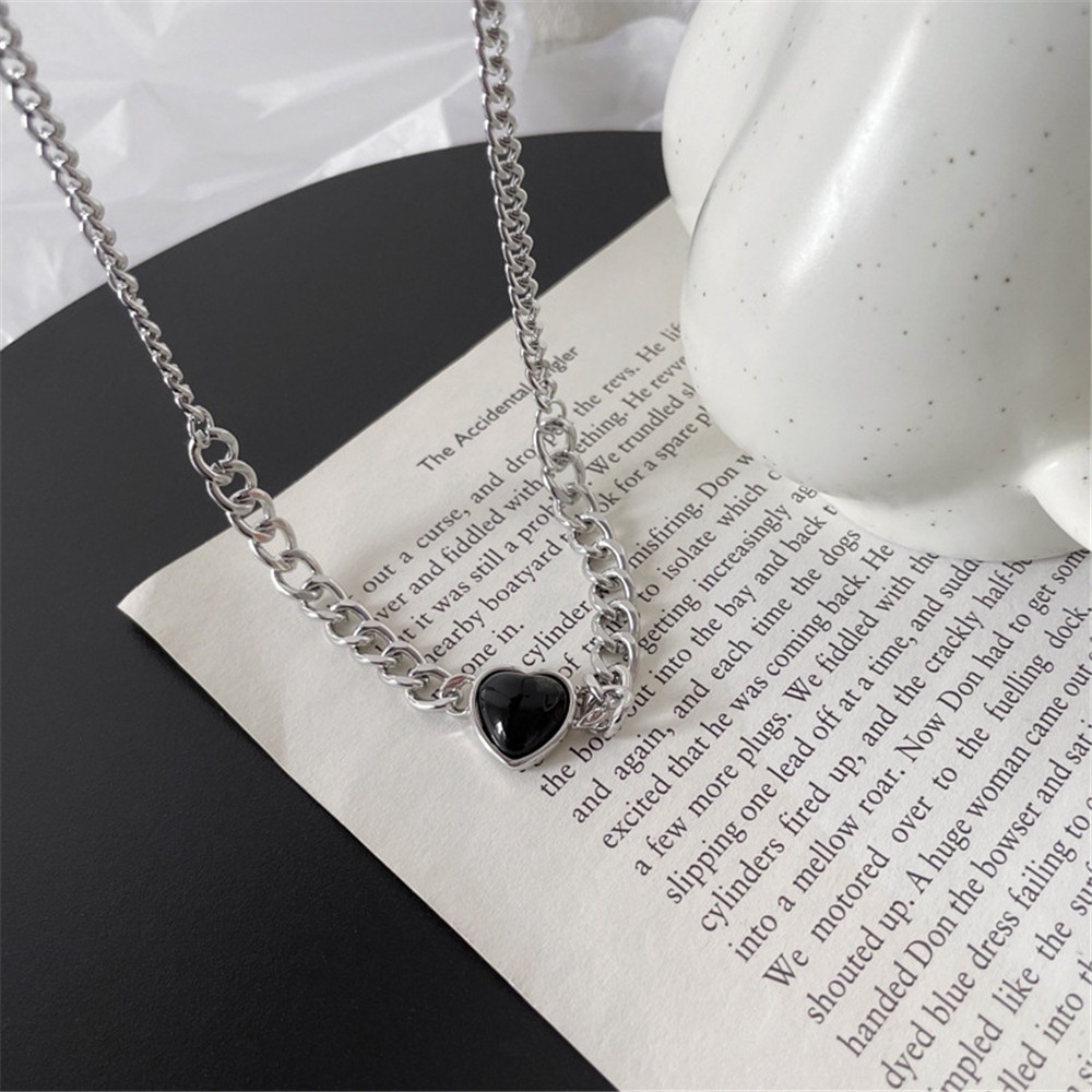 【COD Tangding】Black Heart Necklace Female Geometric Metal Clavicle Chain Neck Chain Personality Punk Accessories