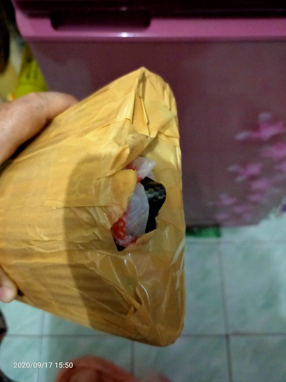 Wadah Plat No Carbon Warna Geser Gambar