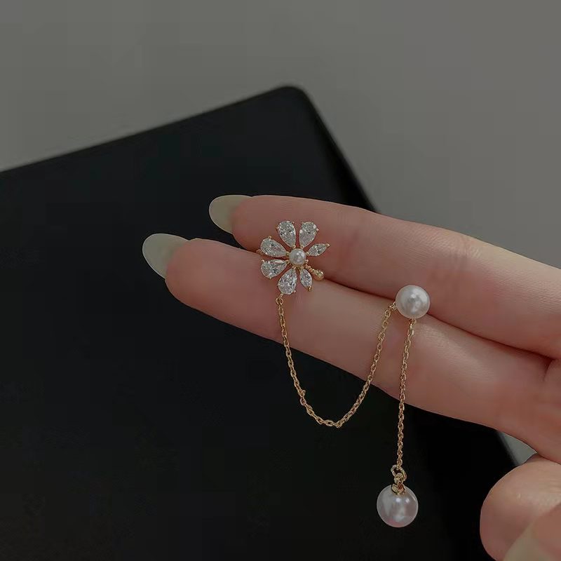 (Hello Girl)E38 Anting Wanita Anting Tusuk Earcuff Import