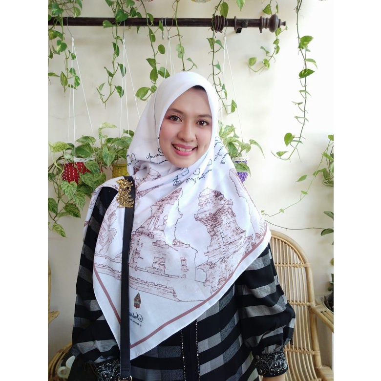 Jilbab Suhita Seri Candi