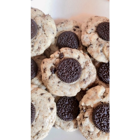 

cookies n cream (JAR)