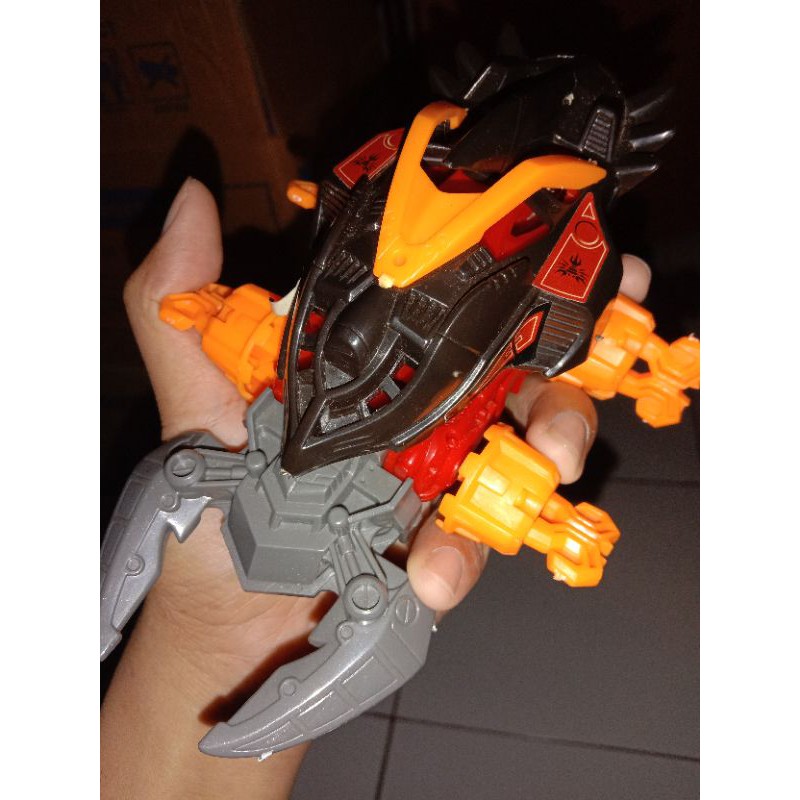 crush gear geo scorpio bandai