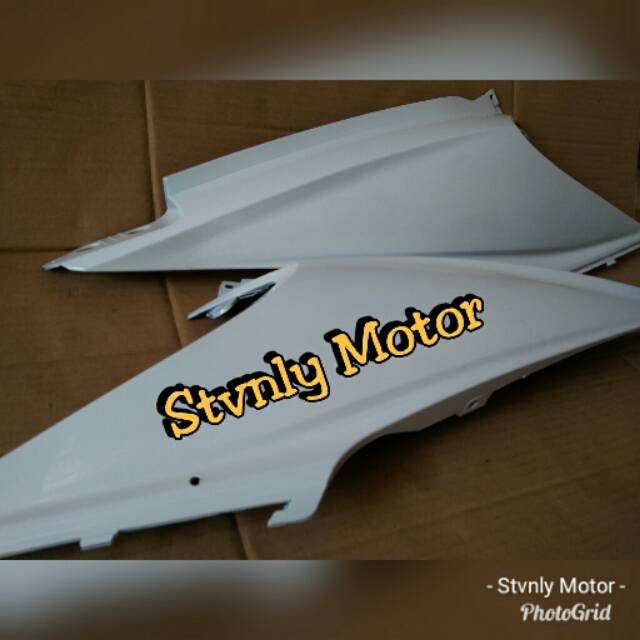 Cover Bodi belakang Kanan kiri Beat karbu