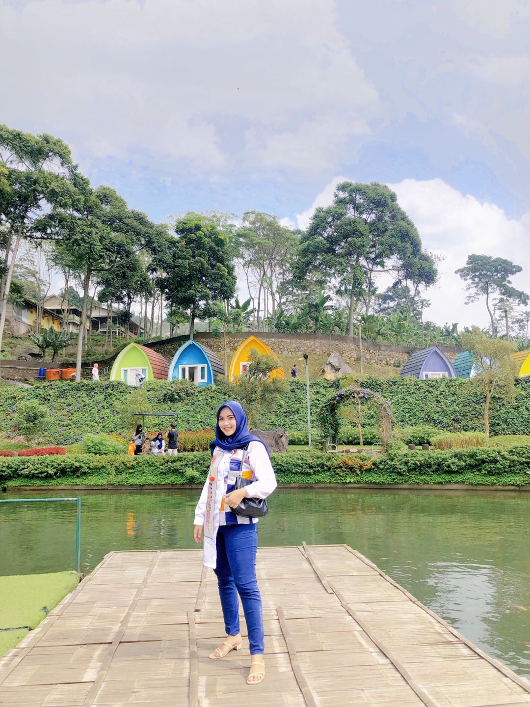 Batik Wanita Pom Pom