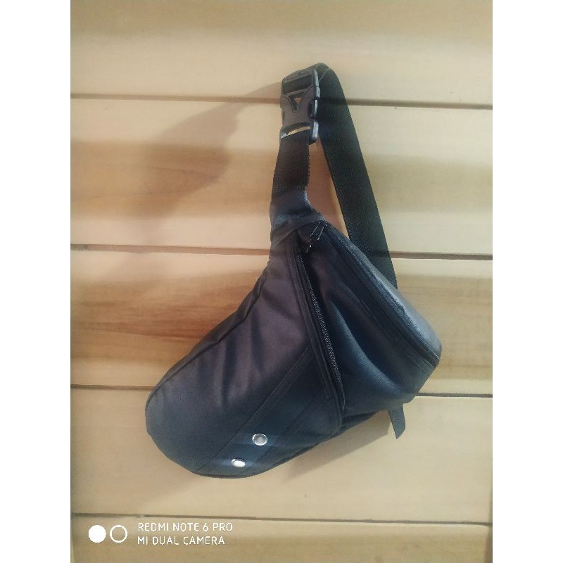 tas selempang paha semi kulit oval waitsbag sepedah motor