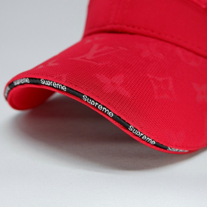 ef04rfv Topi Baseball Supreme V Louis Vuitton Import - Merah D020F