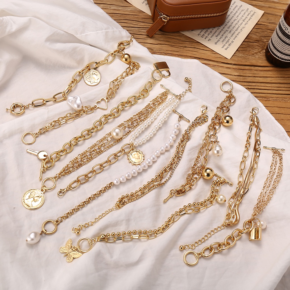 AY(CN) Korean Pearl Multilayer Pendant Bracelet Butterfly Lock Gold Chain Bracelet for Women Accessories