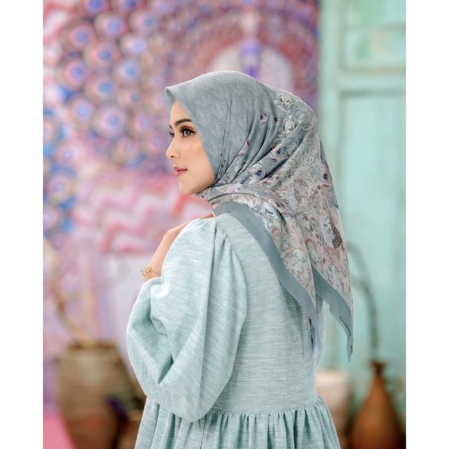 READY STOCK THE EDERRA SERIES EDERRA SCARF GREEN MILIEU BUTTONSCARVES - VOAL