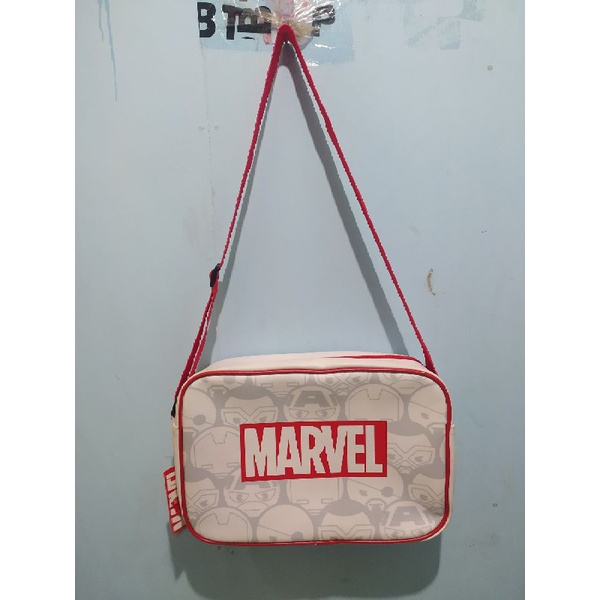 Miniso Slingbag Marvel (new)