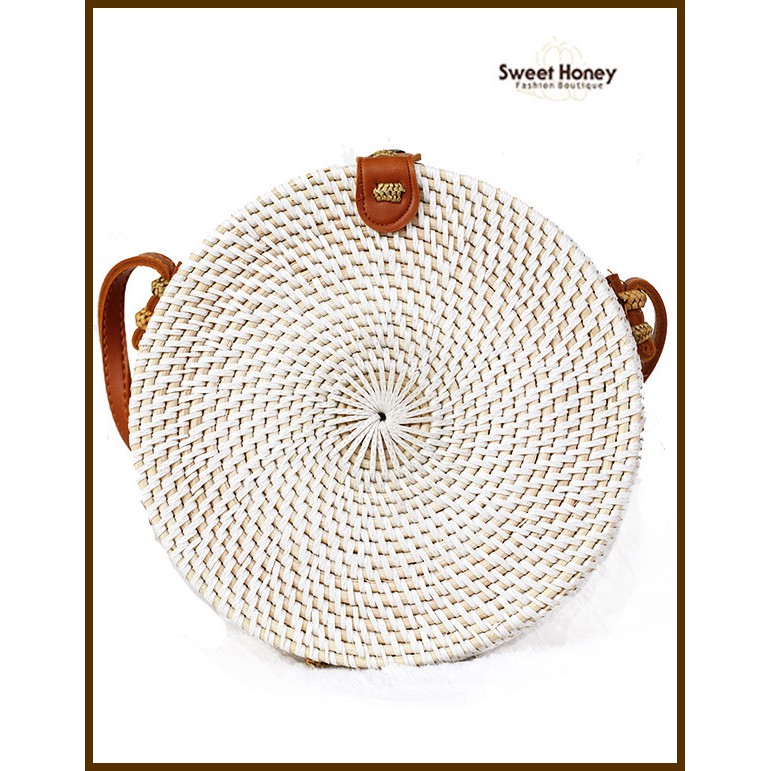 Sweet Honey ~ Grosir Tas Rotan Bulat Putih Polos Tali Gesper Adjustable Raisa White Diameter 15cm dan 20cm