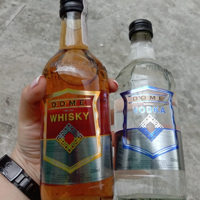 DOME WHISKY / DOME VODKA