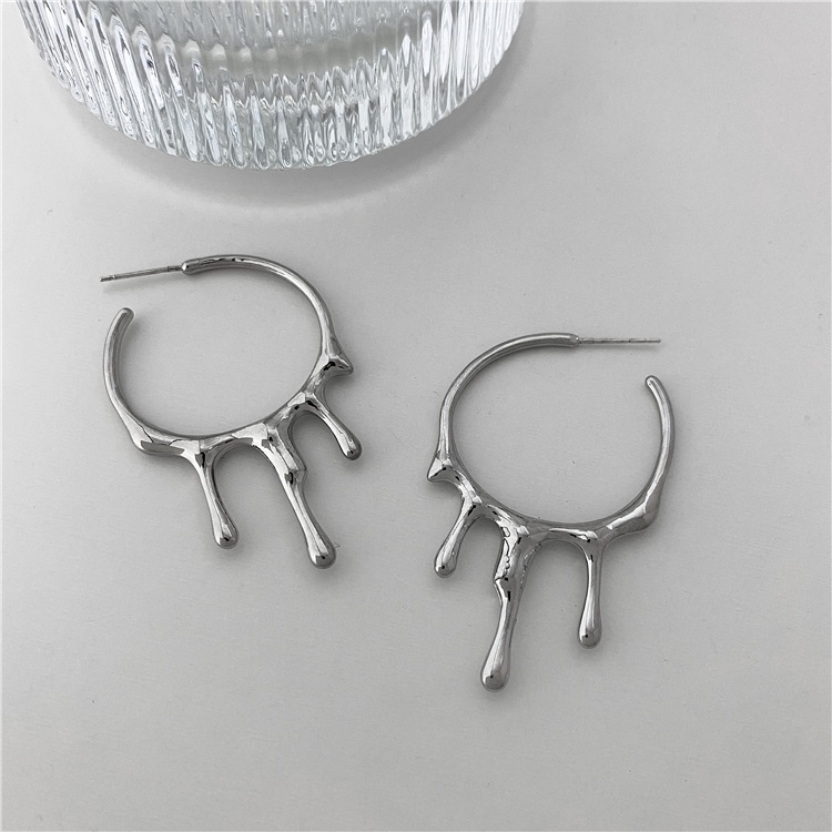 Anting Tusuk Gantung Bahan Metal Untuk Wanita