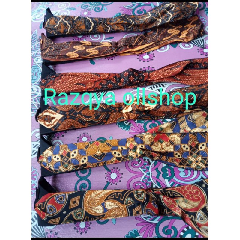 Iket Sunda Totopong Bendo Blangkon/ Bolong Tali Belakang