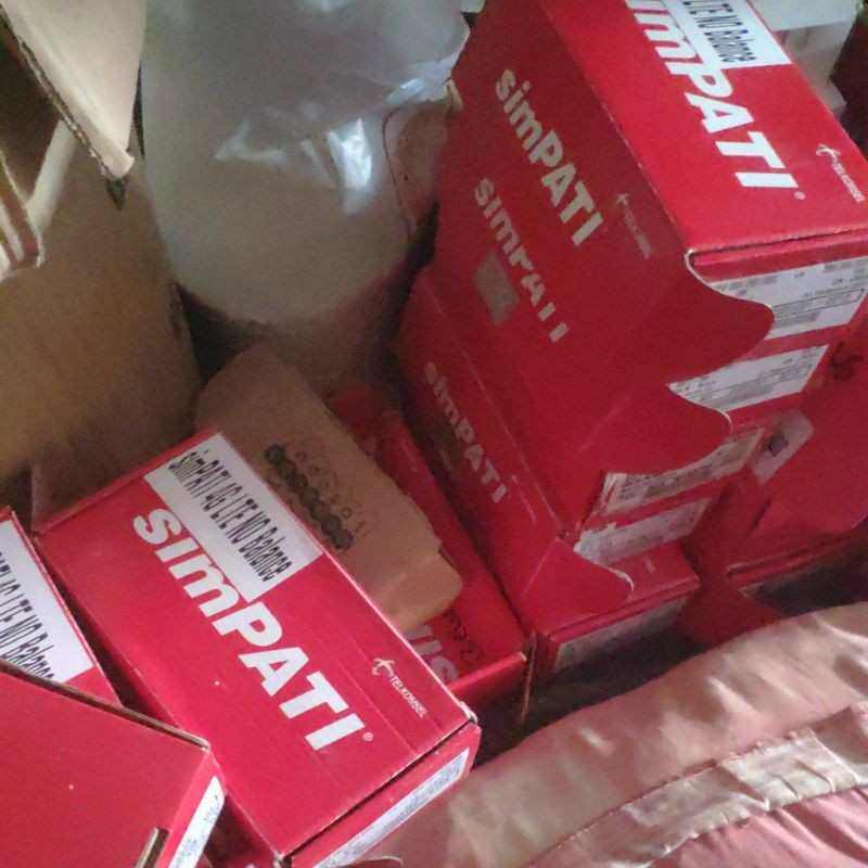 Kartu perdana telkomsel simpati red 4g lte 0k segel exp  2022 murah meriah acak belakang-Exp Maret