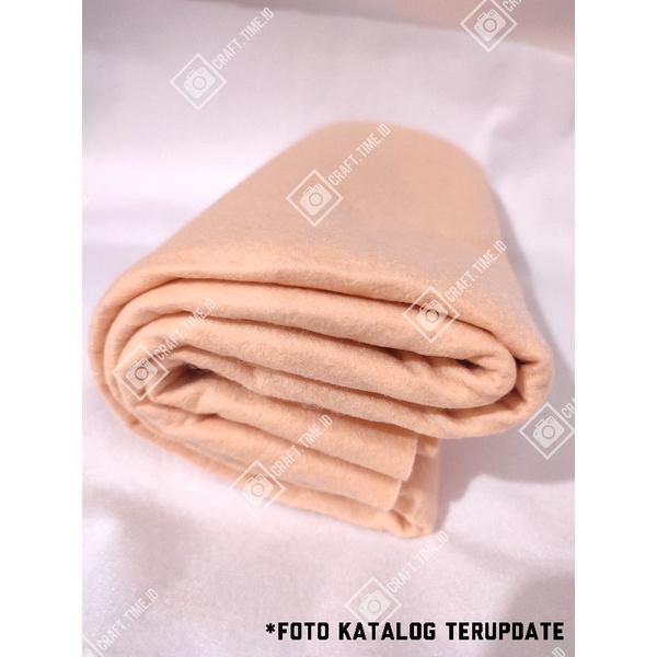 KAIN FLANEL / FELT IMPOR TEBAL 1 METER-PEACH (SALEM)