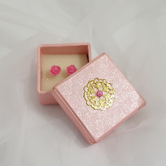 

Kotak Kado Cincin Anting / DIY Gift Box
