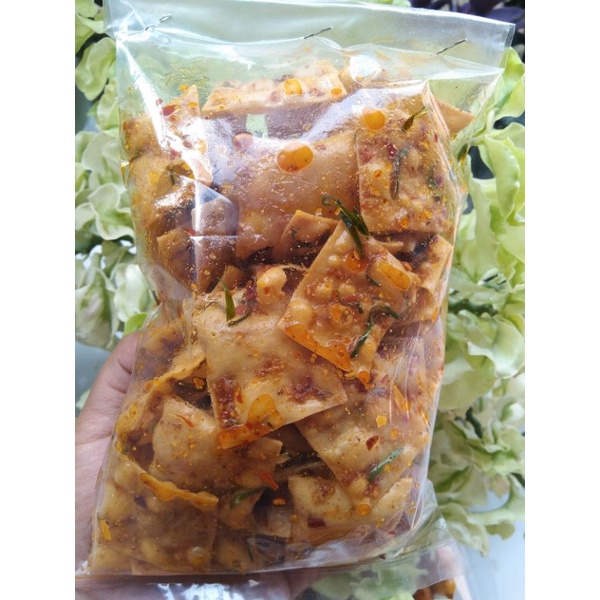 

PANGSIT MINI PEDAS & ASIN GURIH MIX DAUN JERUK 150gram