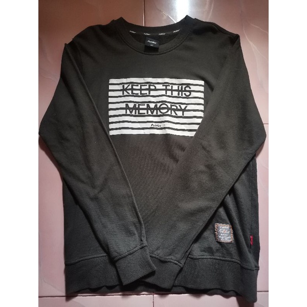 crewneck Feltics second