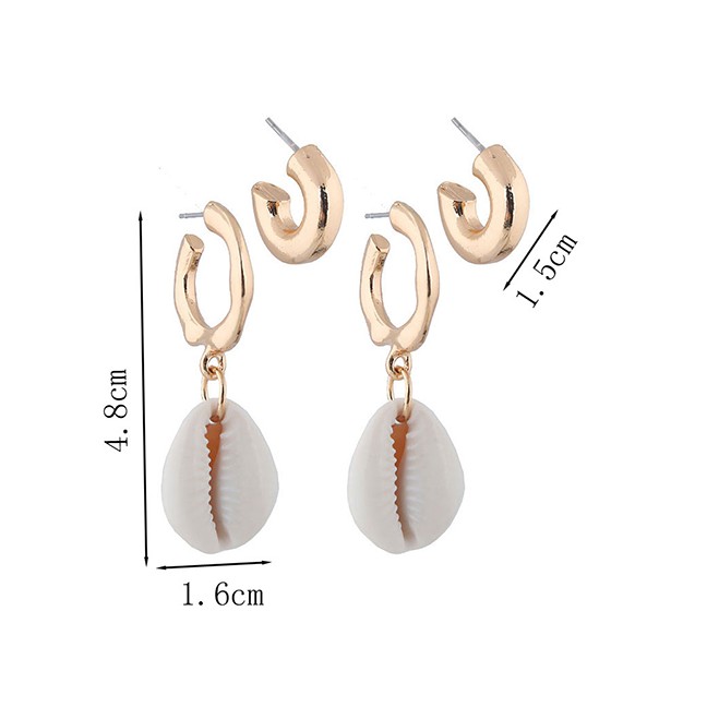 LRC Anting Tusuk Fashion Gold Sea Shell Combination Earrings A57884