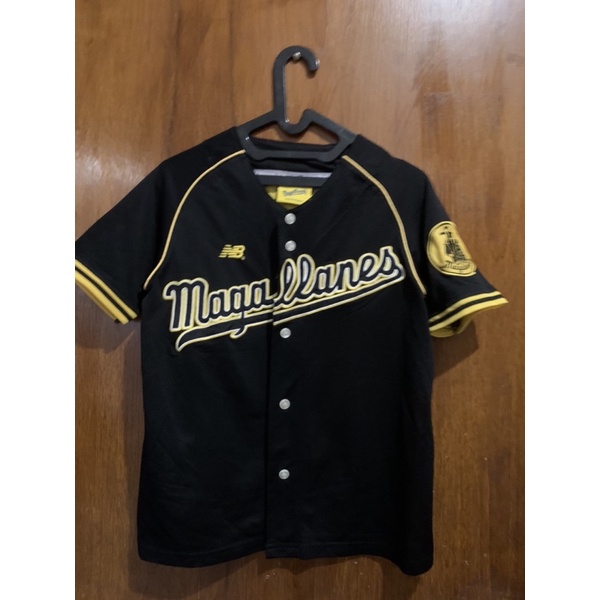 preloved new balance baseball jersey