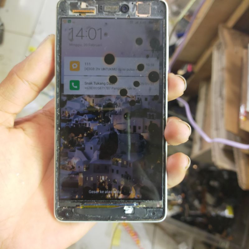 XIAOMI MI 4C . MINUS LCD. MESIN NORMAL. BATRE DLL. ORIAN. FISIK SESUAI FOTO. AKUN MI/KATA SANDI ANGG