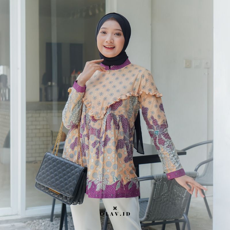 Gayatri Blouse Batik Kerja Kantor Wanita Ungu