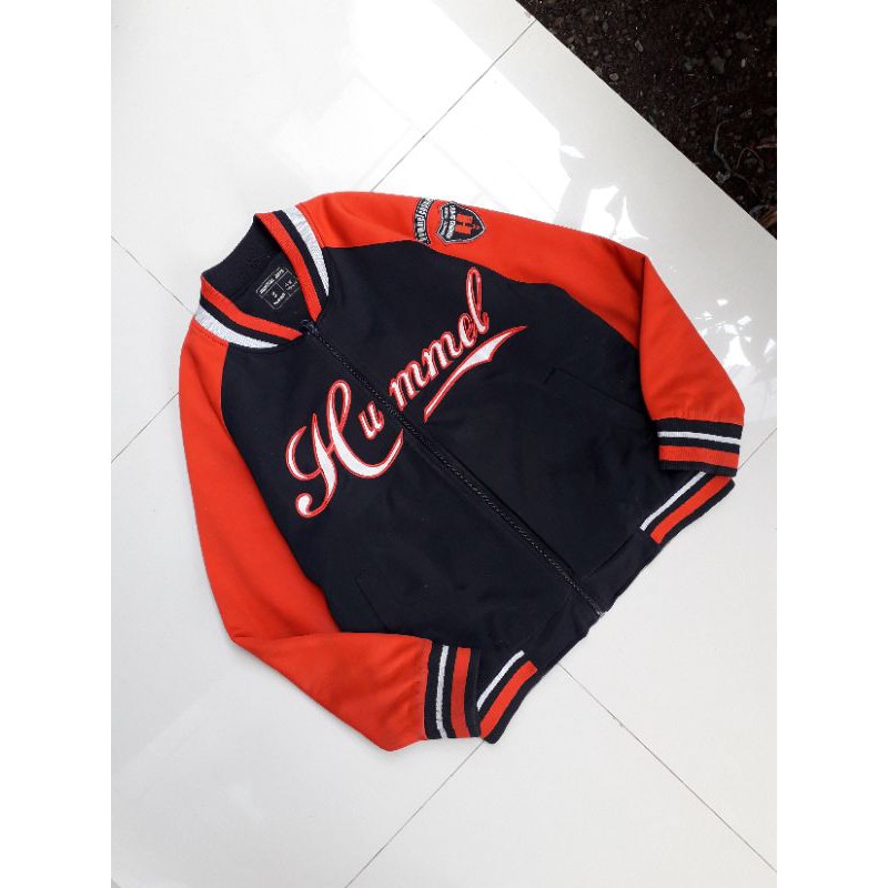JAKET VARSITY SECOND HUMMEL