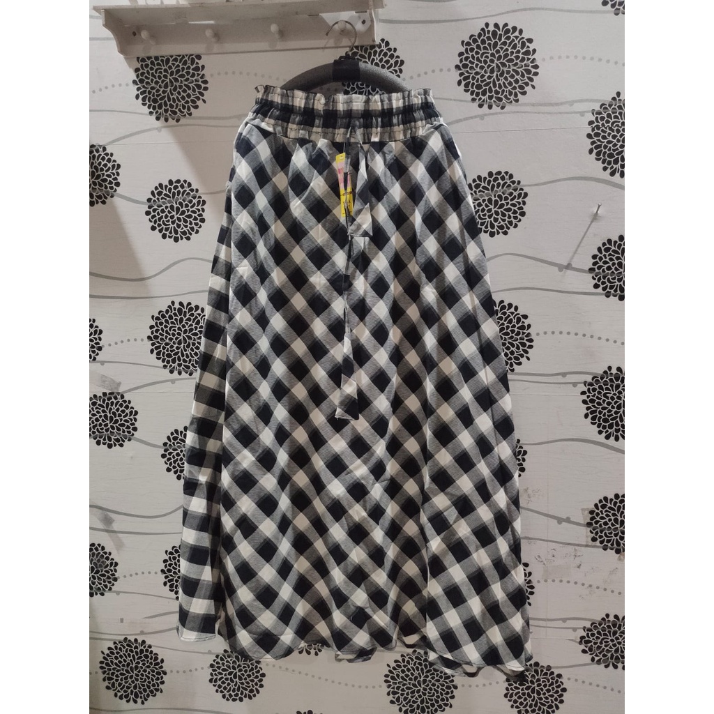 ROK FLANEL IMPORT PANJANG/ROK TARTAN/ROK KOTAK PAYUNG-J