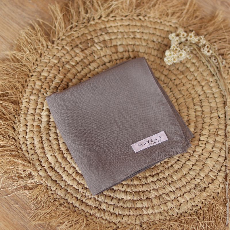 Katalog DAILY HIJAB SQUARE/ POLYCOTTON /Bella square-Taupe