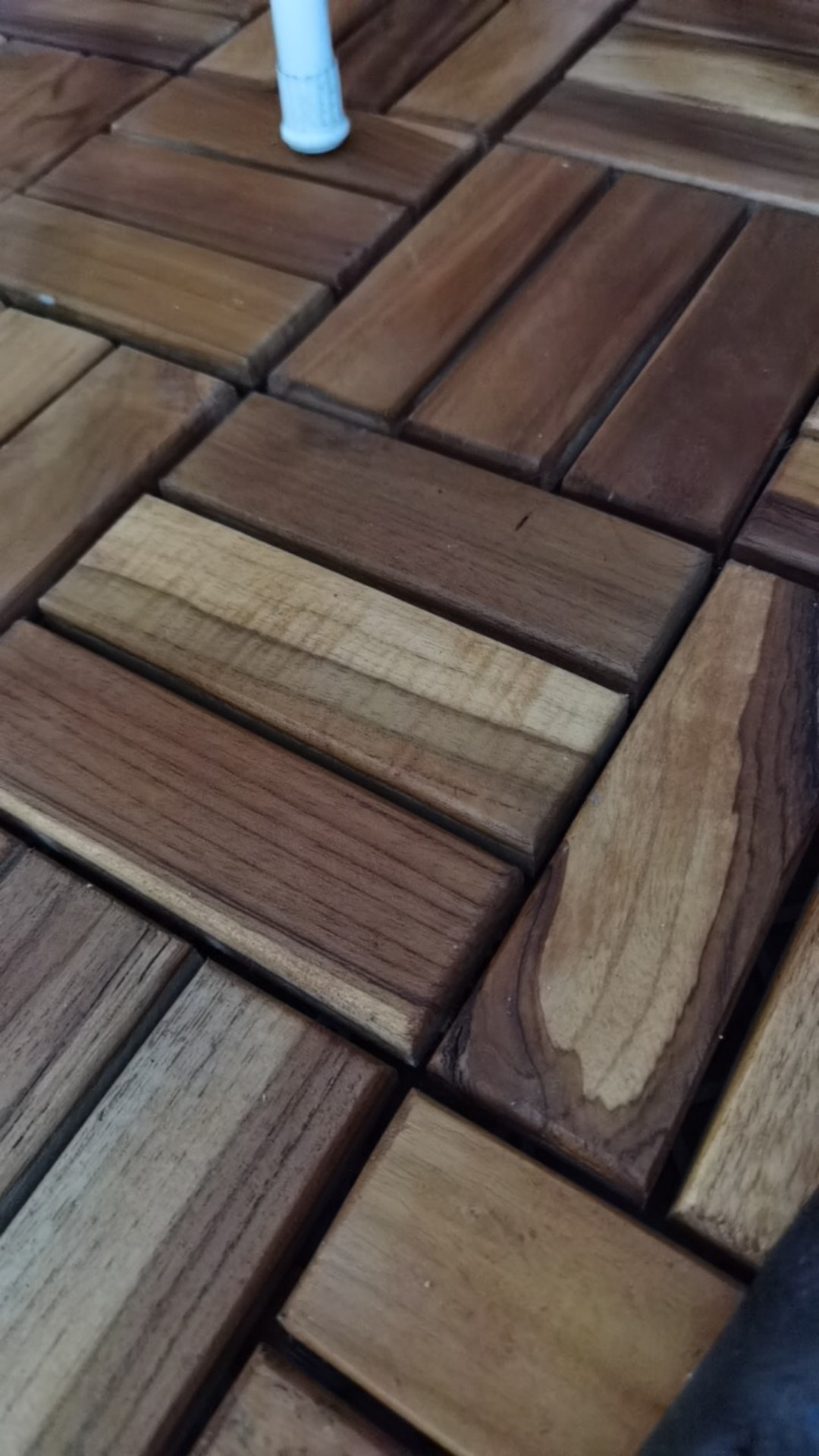 Decking Tile Lantai Kayu / Ubin Kayu / Parquet Harga Spesial