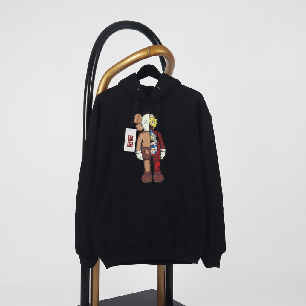 SWEATER HOODIE UNIQLO X KAWS PREMIUM FULLTAG & LEBEL - HOODIE UNIQLO X KAWS BLACK