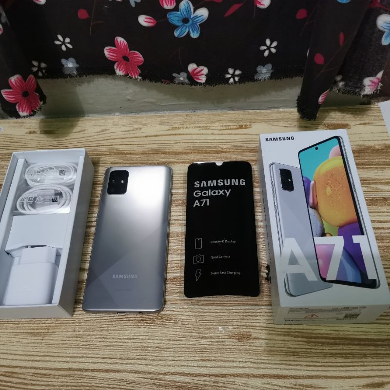 (Hp bekas) Samsung Galaxy A71 Ram 8/128 GARANSI RESMI INDONESIA