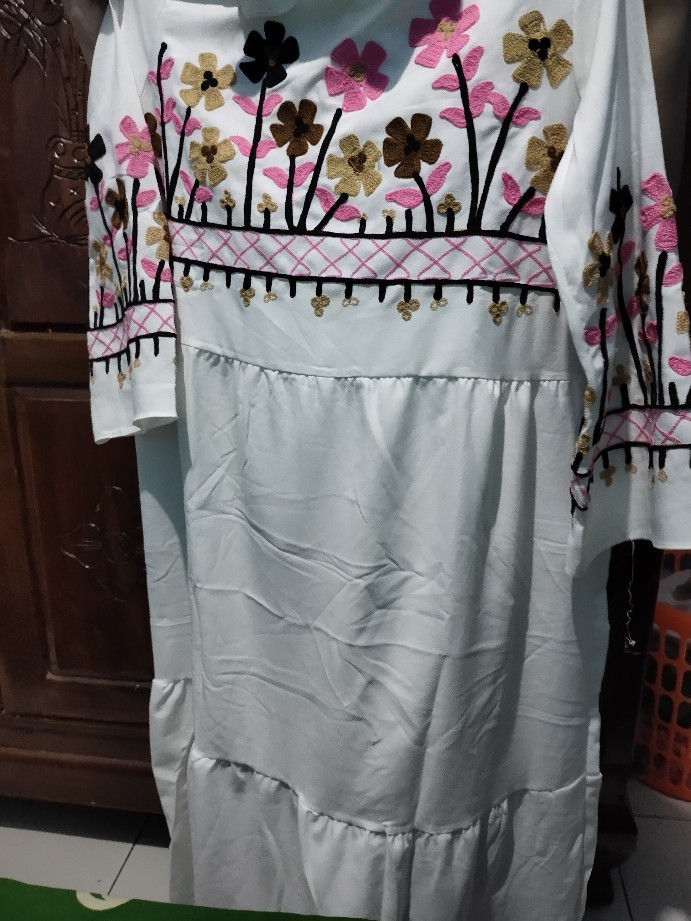 Kemeja Pria Lengan Panjang Motif Pulkadot Warna Hitam Bahan 40s Halus Berkualitas Best Seller Rone