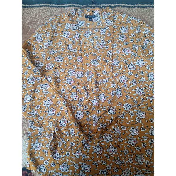 Preloved baju bunga