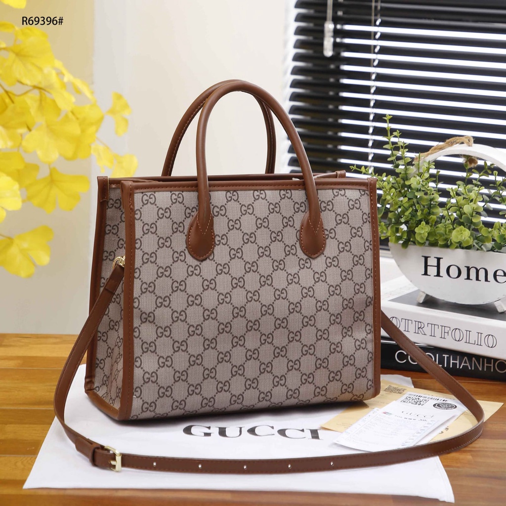 GC 100 Tote Bag Gold Hardware R69396#