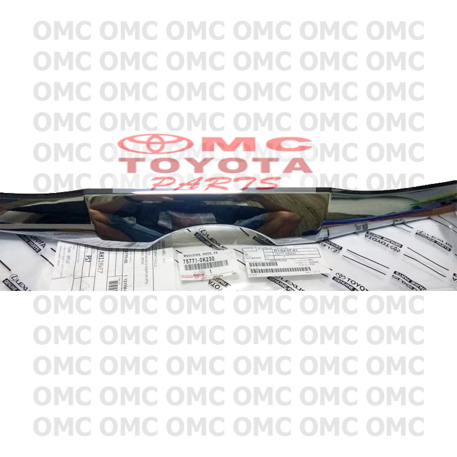 Lis List Moulding Hood Kap Cap Mesin Motor Chrome Innova 75771-0K230